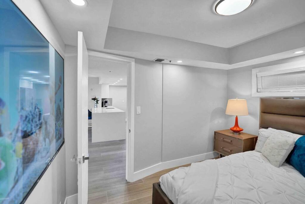 Big Energy! Water Views And Newly Renovated! Apartamento